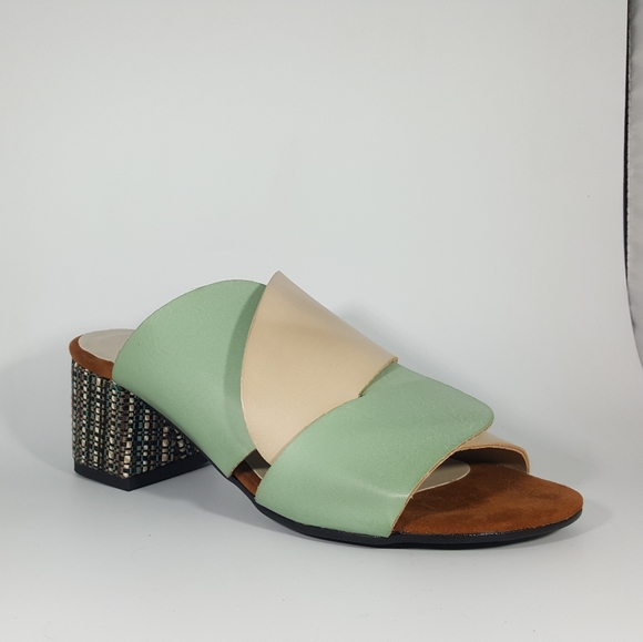 NR Rapisardi Interlocking Banded Block Heel Sandal - Picture 4 of 4